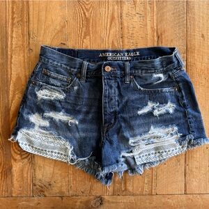 American Eagle High Rise Festival Jean Shorts, size 8